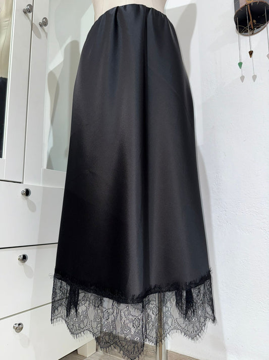 Falda Encaje Negra